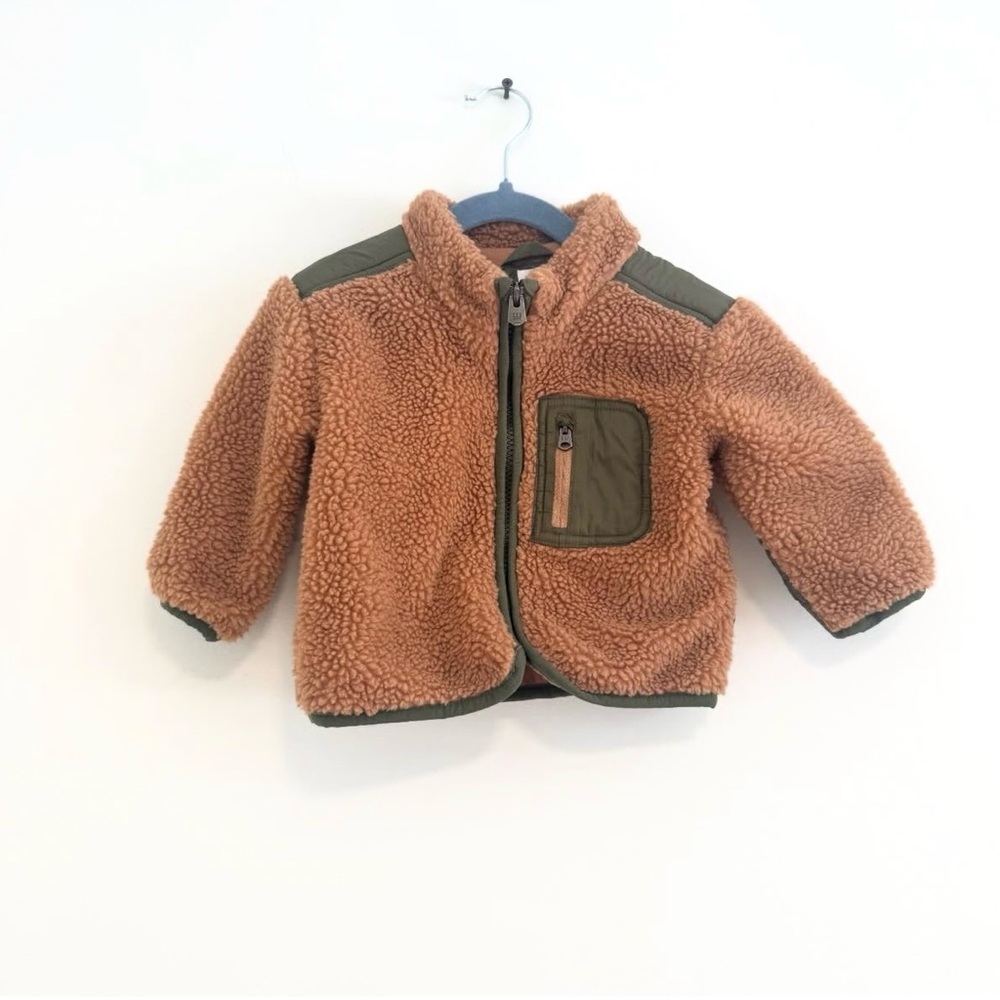 Baby Gap Sherpa jacket 12-18 months